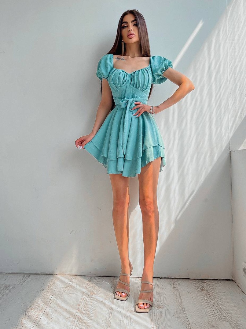 Платье со сборкой на груди и пышной юбкой  Платье со сборкой на груди и пышной юбкой  | PUSHKA SHOP