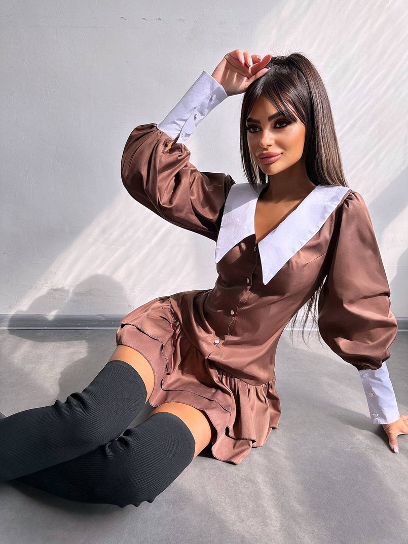 Котонова сукня з рюшами на гудзиках зі шнурівкою на спинці Котонова сукня з рюшами на гудзиках зі шнурівкою на спинці | PUSHKA SHOP