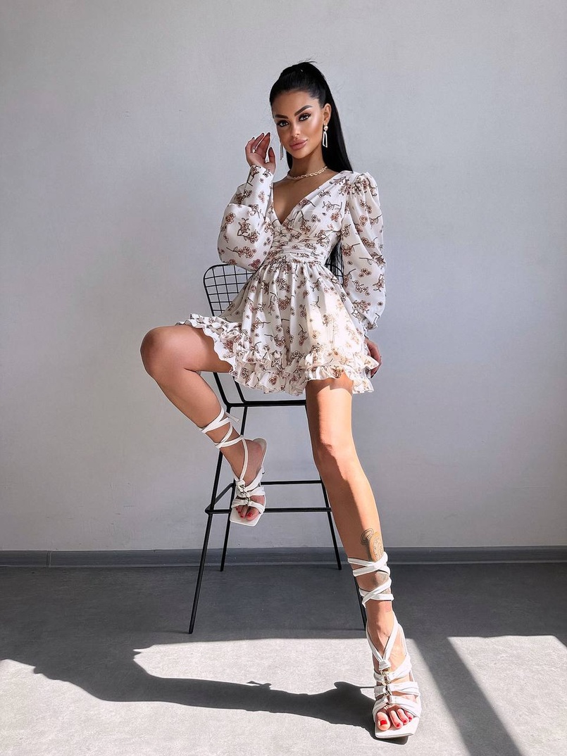 Сукня міні з пишною спідницею та драпіруванням на талії Сукня міні з пишною спідницею та драпіруванням на талії | PUSHKA SHOP