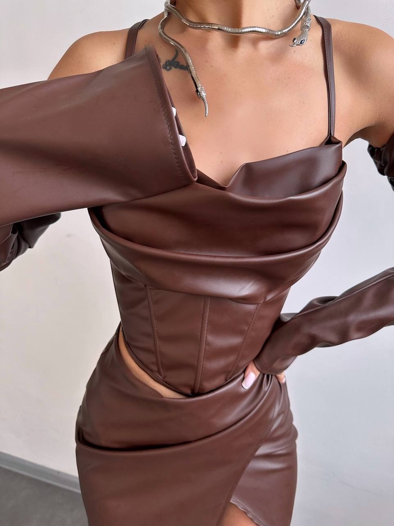 Комплект з еко шкіри: корсет з чашечками+ спідниця міні Комплект з еко шкіри: корсет з чашечками+ спідниця міні | PUSHKA SHOP