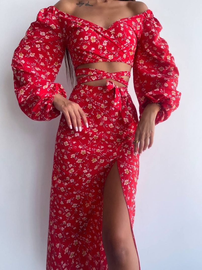 Квітковий комплект: топ із зав'язками на талії + спідниця міді з розрізом | PUSHKA SHOP