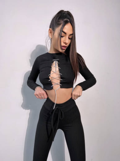 Костюм:  легінси та топ з шнурівкою зі страз Костюм:  легінси та топ з шнурівкою зі страз | PUSHKA SHOP