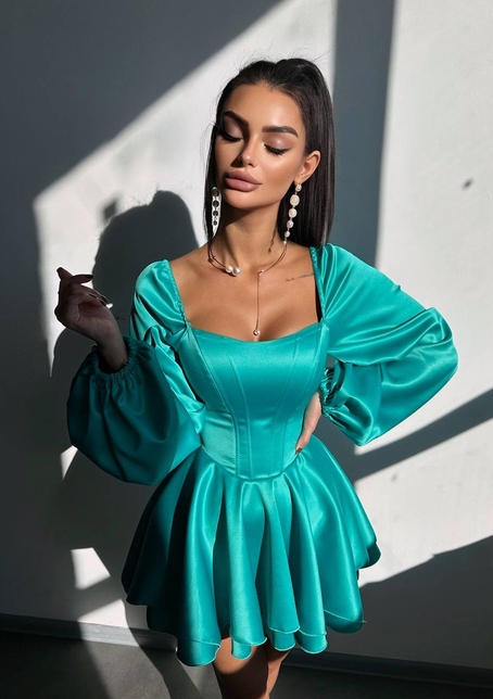 Атласна корсетна сукня з пишною подвійною спідницею та об‘ємними рукавами | PUSHKA SHOP