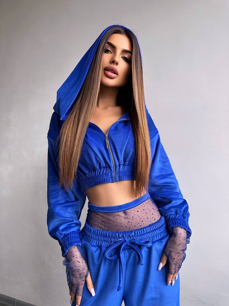 Велюровий комплект декорований стразами( бомбер+ рукавички+ штани + трусики) Велюровий комплект декорований стразами( бомбер+ рукавички+ штани + трусики) | PUSHKA SHOP