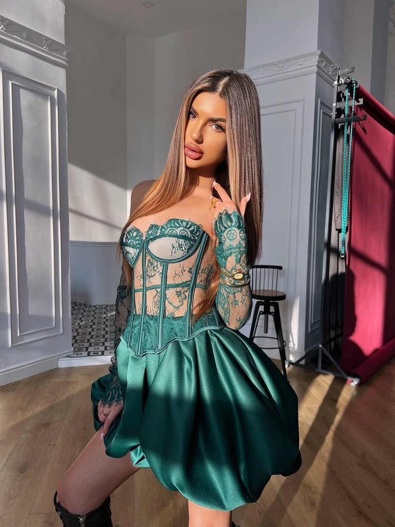 Комплект : мереживний корсет з чашечками+ спідниця балон Комплект : мереживний корсет з чашечками+ спідниця балон | PUSHKA SHOP