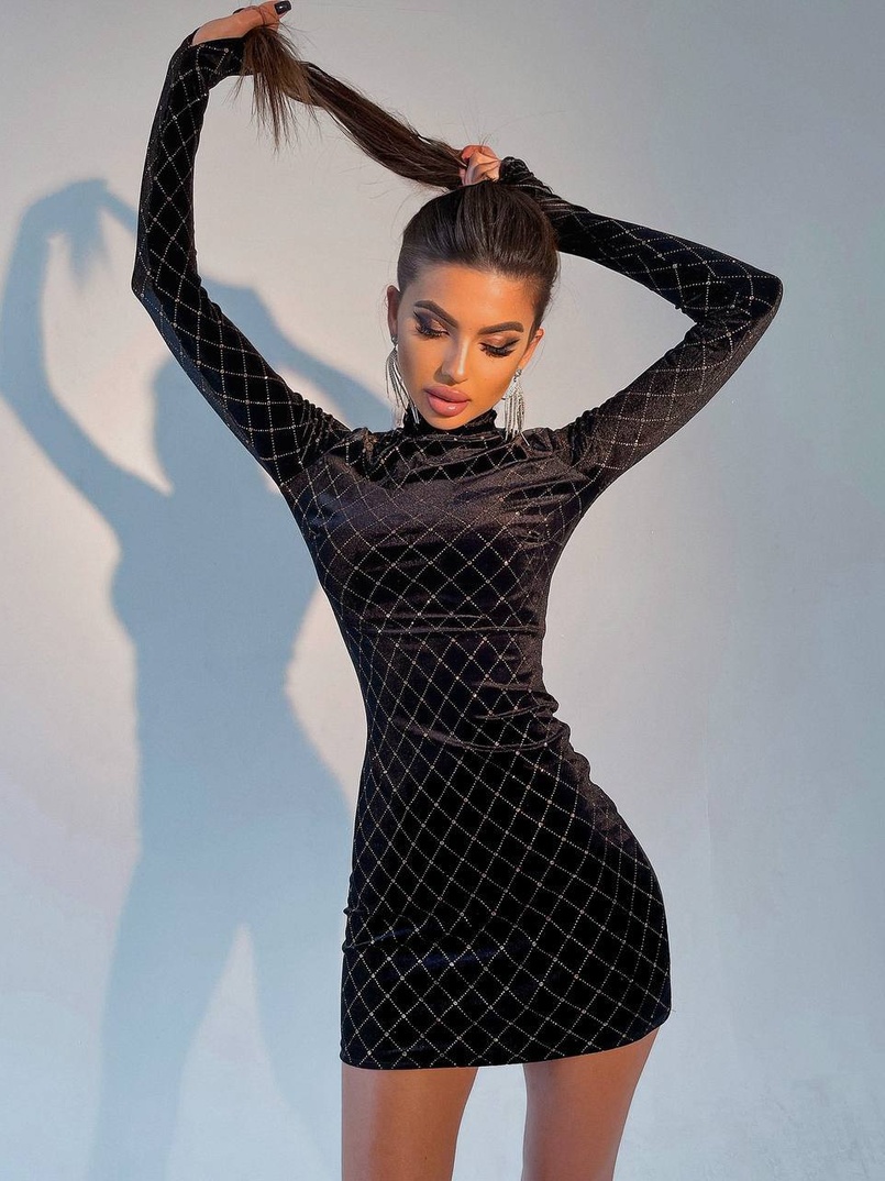 Сяюча оксамитова сукня міні з геометричним принтом  | PUSHKA SHOP