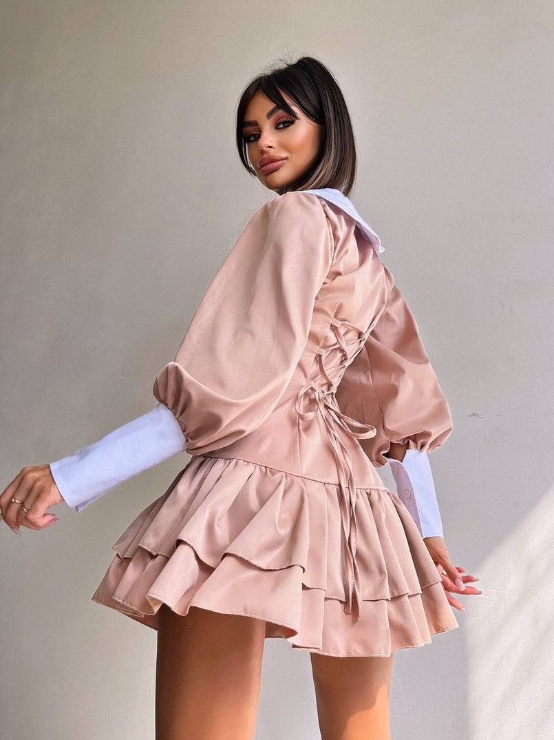 Котонова сукня з рюшами на гудзиках зі шнурівкою на спинці Котонова сукня з рюшами на гудзиках зі шнурівкою на спинці | PUSHKA SHOP