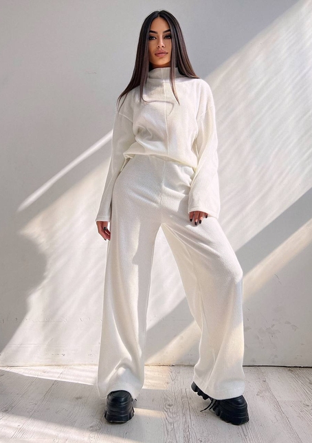 Повсякденний костюм із теплого трикотажу-рубчика | PUSHKA SHOP