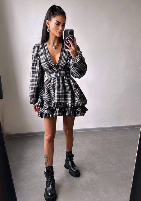 Сукня з подвійною спідницею та обʼємними рукавами у клітинку  | PUSHKA SHOP