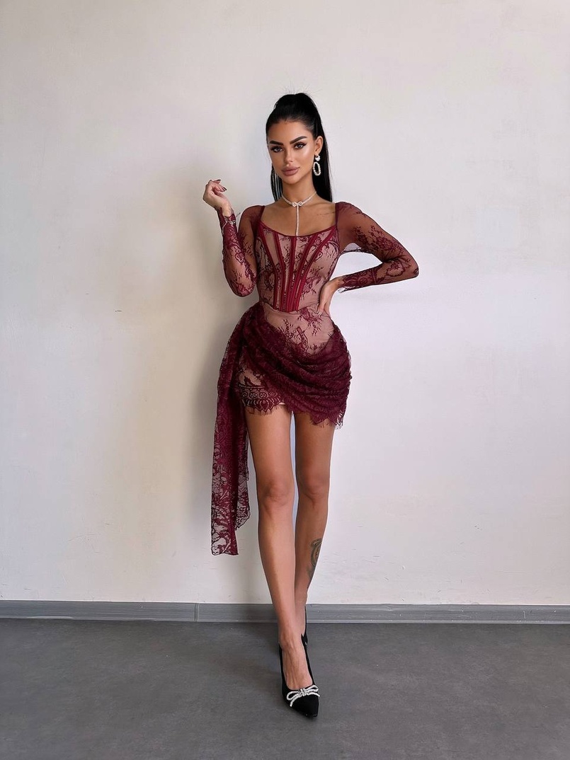 Мереживна сукня міні зі шлейфом Мереживна сукня міні зі шлейфом | PUSHKA SHOP