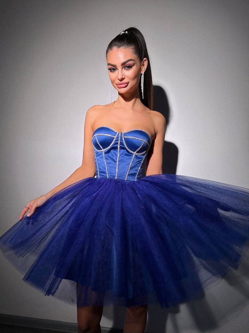 Комплект: корсет, декорований стразами  +  пишна фатинова спідниця Комплект: корсет, декорований стразами  +  пишна фатинова спідниця | PUSHKA SHOP