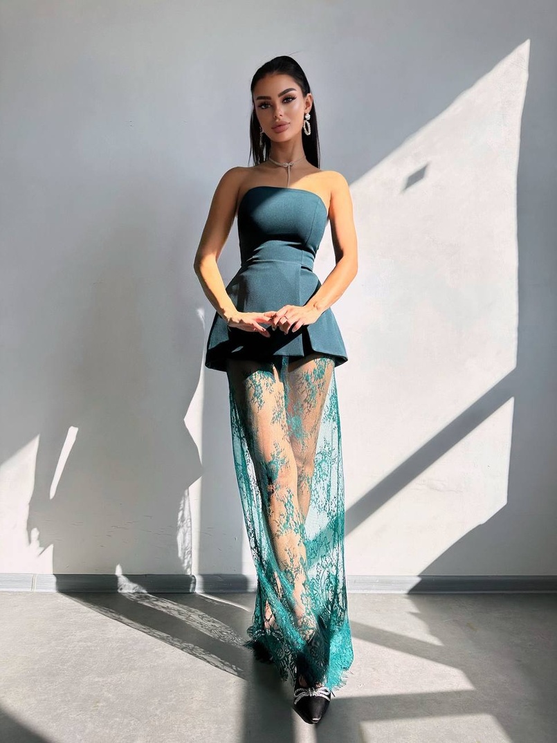 Комплект: піджак + блуза з баской + мереживна спідниця-шорти  Комплект: піджак + блуза з баской + мереживна спідниця-шорти  | PUSHKA SHOP