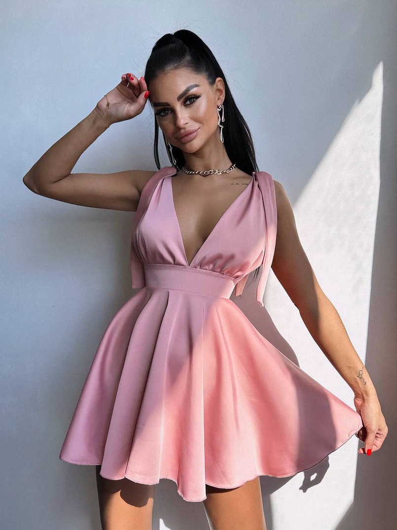 Сукня з пишною спідницею-сонцем Сукня з пишною спідницею-сонцем | PUSHKA SHOP