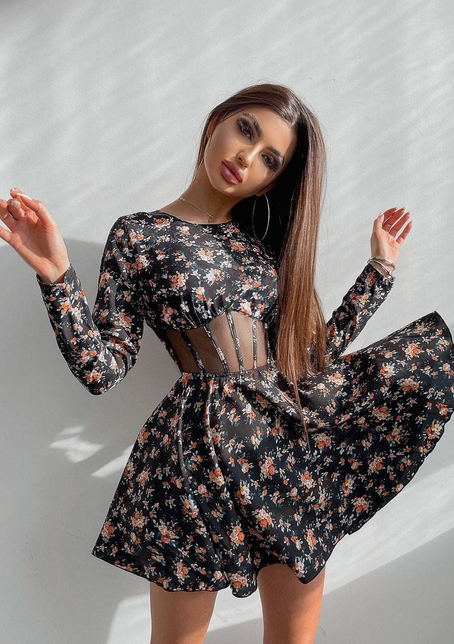 Приталенное платье с корсетной вставкой и  юбкой-солнцем   | PUSHKA SHOP