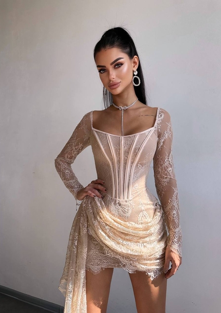 Мереживна сукня міні зі шлейфом Мереживна сукня міні зі шлейфом | PUSHKA SHOP