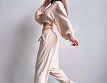 Велюровий комплект декорований стразами( бомбер+ рукавички+ штани + трусики) Велюровий комплект декорований стразами( бомбер+ рукавички+ штани + трусики) | PUSHKA SHOP