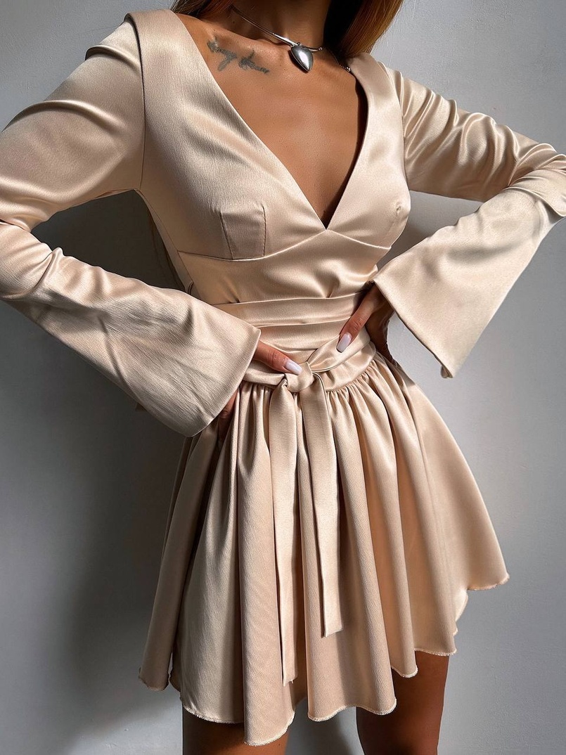 Атласна корсетна сукня  з пишною спідницею та зав‘язками на талії | PUSHKA SHOP