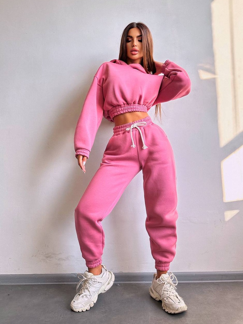 Базовий костюм на флісі з об'ємними капюшоном Базовий костюм на флісі з об'ємними капюшоном | PUSHKA SHOP