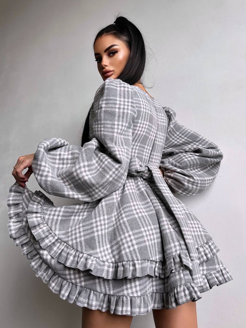 Сукня з подвійною спідницею та обʼємними рукавами у клітинку  Сукня з подвійною спідницею та обʼємними рукавами у клітинку  | PUSHKA SHOP