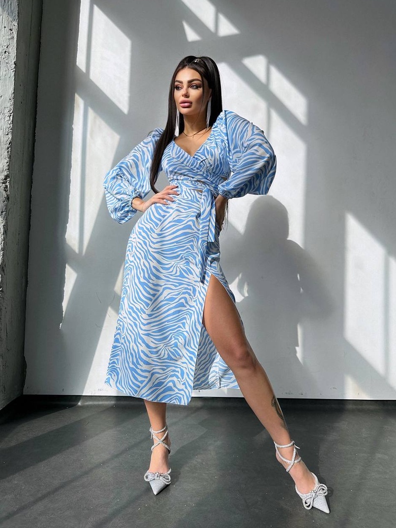 Комплект: топ із зав'язками на талії + спідниця міді з розрізом Комплект: топ із зав'язками на талії + спідниця міді з розрізом | PUSHKA SHOP