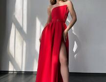 Сукня максі  з розрізом на спідниці  Сукня максі  з розрізом на спідниці  | PUSHKA SHOP