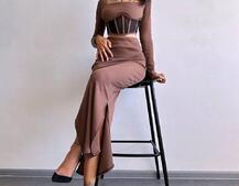 Трикотажний комплект: топ з елементами корсету та спідниця з розрізами  Трикотажний комплект: топ з елементами корсету та спідниця з розрізами  | PUSHKA SHOP