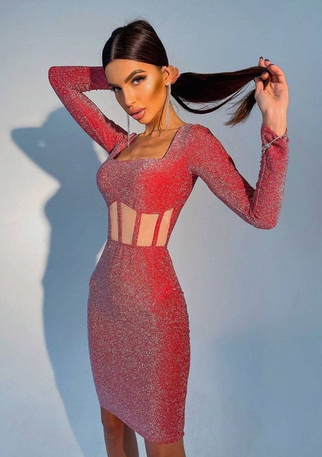 Приталенное блестящее платье с корсетной вставкой и  юбкой-карандашом  Приталенное блестящее платье с корсетной вставкой и  юбкой-карандашом  | PUSHKA SHOP