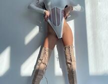 Трикотажне боді з сітчастою вставкою Трикотажне боді з сітчастою вставкою | PUSHKA SHOP