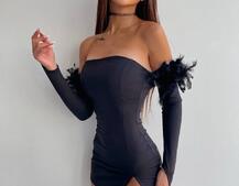 Сукня міні, декорована натуральним пір'ям Сукня міні, декорована натуральним пір'ям | PUSHKA SHOP