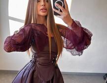 Корсетна сукня з еко-шкіри з мереживними рукавами Корсетна сукня з еко-шкіри з мереживними рукавами | PUSHKA SHOP