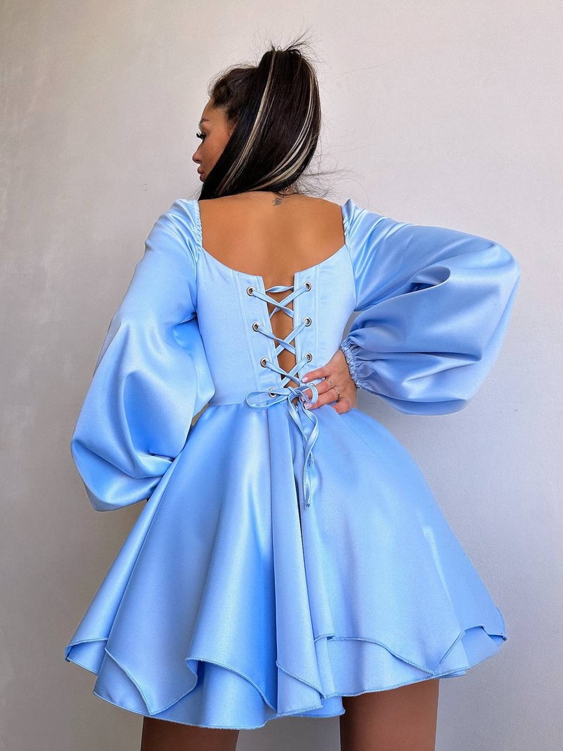 Атласна корсетна сукня з пишною подвійною спідницею та об‘ємними рукавами | PUSHKA SHOP