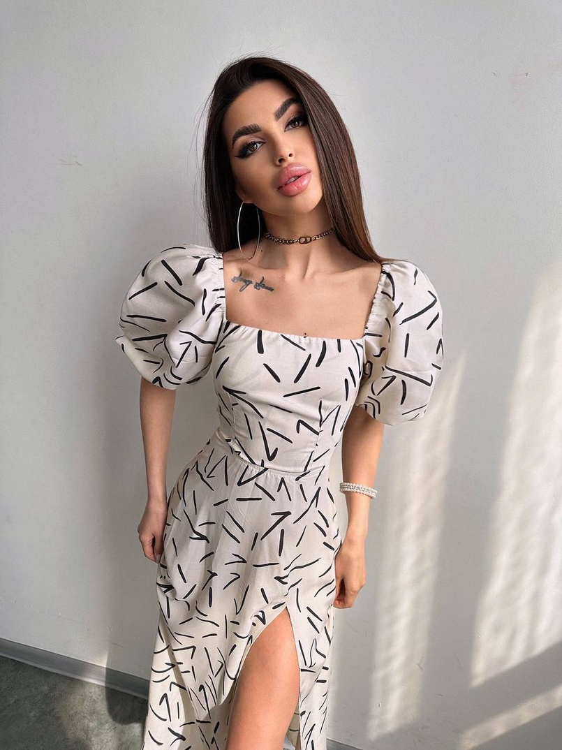 Сукня -міді зі шнурівкою на спинці та розрізом на ніжці Сукня -міді зі шнурівкою на спинці та розрізом на ніжці | PUSHKA SHOP