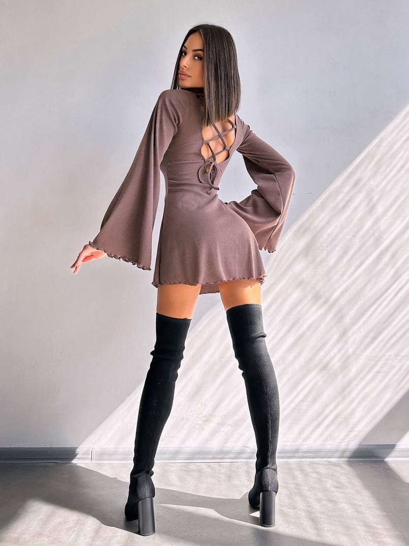 Трикотажна сукня зі шнурівкою на спинці    Трикотажна сукня зі шнурівкою на спинці    | PUSHKA SHOP