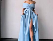 Сукня максі  з відкритими плечима та розрізом на спідниці Сукня максі  з відкритими плечима та розрізом на спідниці | PUSHKA SHOP