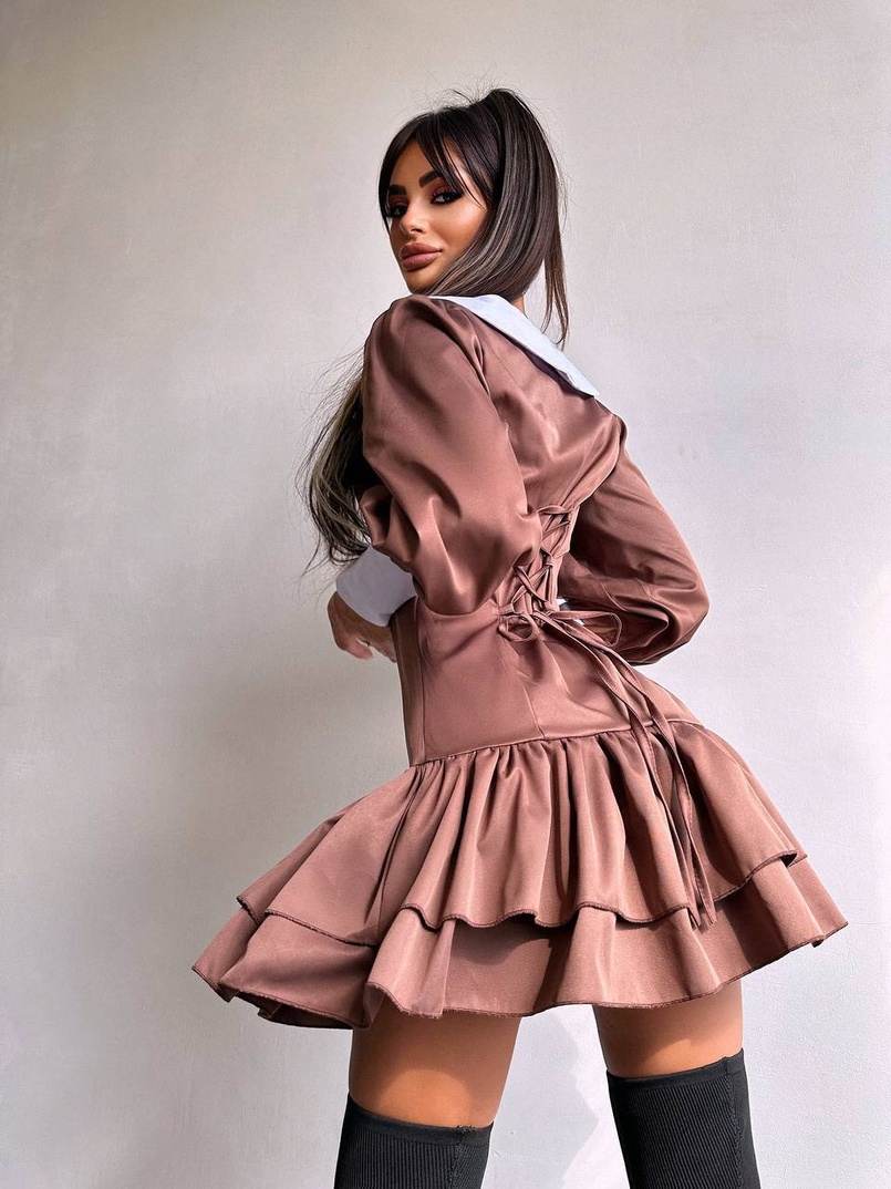 Котонова сукня з рюшами на гудзиках зі шнурівкою на спинці Котонова сукня з рюшами на гудзиках зі шнурівкою на спинці | PUSHKA SHOP