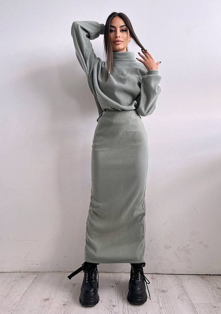 Костюм із теплого трикотажу-рубчика: светр + спідниця Костюм із теплого трикотажу-рубчика: светр + спідниця | PUSHKA SHOP