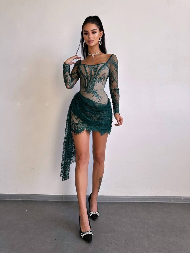 Мереживна сукня міні зі шлейфом Мереживна сукня міні зі шлейфом | PUSHKA SHOP
