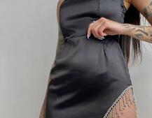 Платье мини, декорированное бахромой из страз | PUSHKA SHOP