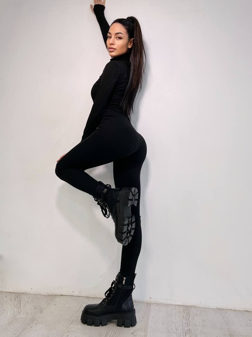 Трикотажный облегающий комбинезон  Трикотажный облегающий комбинезон  | PUSHKA SHOP