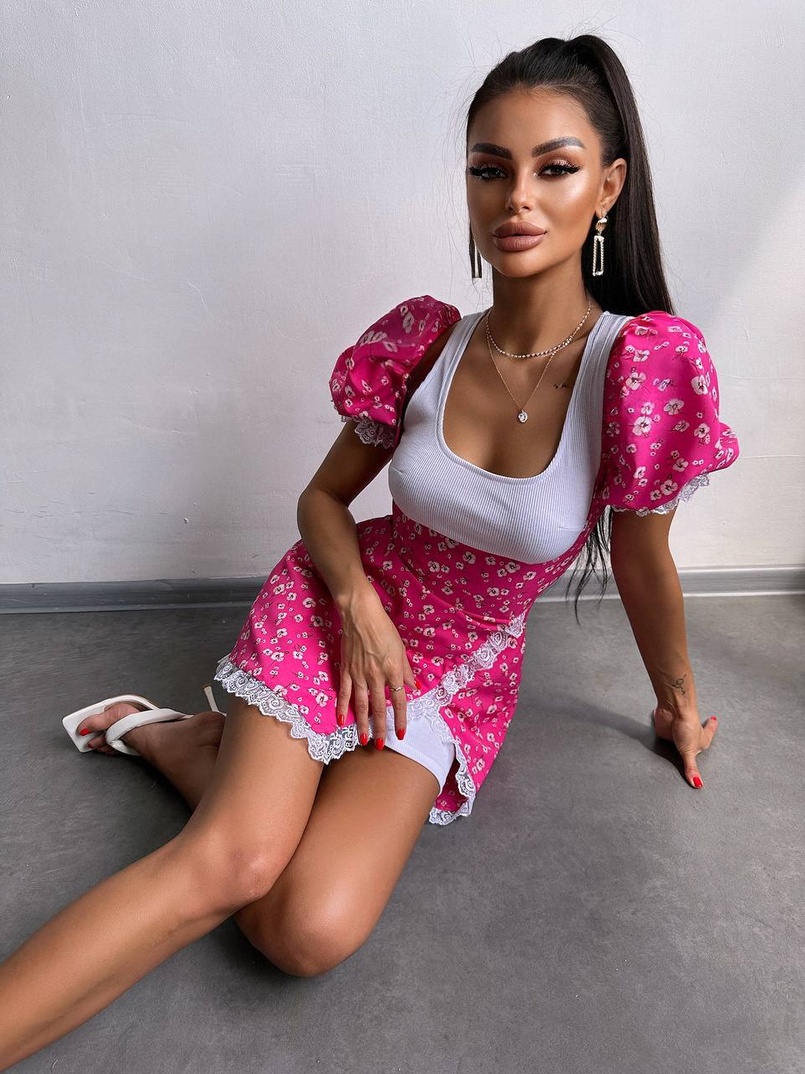 Сукня з квітковим принтом декорована мереживом  Сукня з квітковим принтом декорована мереживом  | PUSHKA SHOP