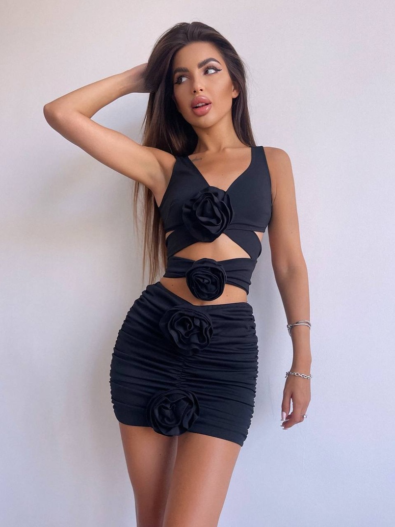 Комплект: топ та спідниця з трояндами    Комплект: топ та спідниця з трояндами    | PUSHKA SHOP