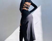 Трикотажна сукня міді зі шнурівкою на спинці  Трикотажна сукня міді зі шнурівкою на спинці  | PUSHKA SHOP