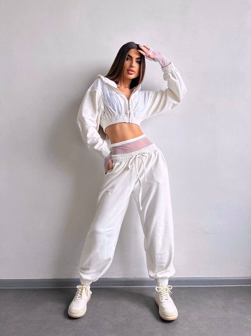 Велюровий комплект декорований стразами( бомбер+ рукавички+ штани + трусики) Велюровий комплект декорований стразами( бомбер+ рукавички+ штани + трусики) | PUSHKA SHOP