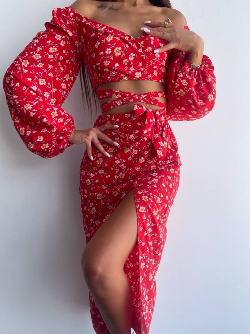 Квітковий комплект: топ із зав'язками на талії + спідниця міді з розрізом | PUSHKA SHOP