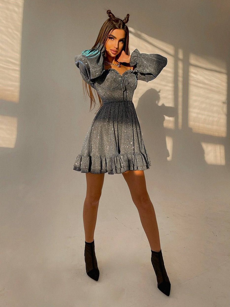 Блискуча сукня з оборками та чашками з ефектом push up Блискуча сукня з оборками та чашками з ефектом push up | PUSHKA SHOP