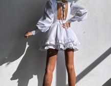 Атласна сукня з пишною подвійною спідницею та об‘ємними рукавами Атласна сукня з пишною подвійною спідницею та об‘ємними рукавами | PUSHKA SHOP