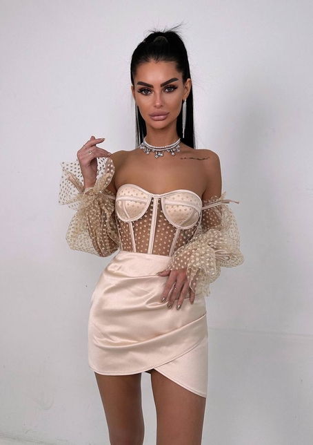 Улюблений комплект в новому виконанні: корсет бюстьє з об’ємними рукавами + спідниця міні Улюблений комплект в новому виконанні: корсет бюстьє з об’ємними рукавами + спідниця міні | PUSHKA SHOP